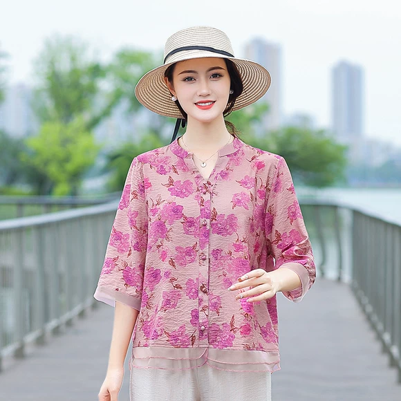 Quần áo mùa đông của phụ nữ trung niên cộng với áo thun nhung dài tay dày và cổ thấp áo kiểu người lớn tuổi