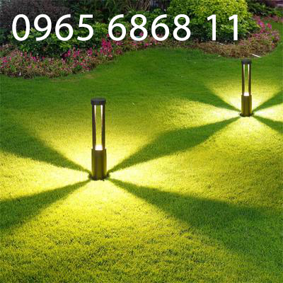 Đèn bãi cỏ ngoài trời không thấm nước đèn sân vườn biệt thự năng lượng mặt trời đơn giản hiện đại đèn pin sofirn sf84