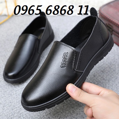 Giày đầu bếp chất liệu da nubuck không thấm nước khử mùi hôi chân giày bảo hộ cho nhân viên bếp trong môi trường dầu mỡ trơn trượt giày thể thao chống nước