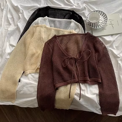 Chất liệu cotton lụa thân thiện với mùa xuân và mùa hè đính cườm khóa còng chia năm màu áo cardigan