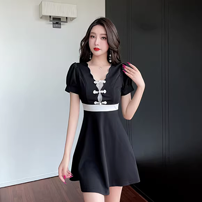 Hộp đêm của phụ nữ mùa hè neo mới khâu ren cổ chữ V mở lại túi hông váy ống top váy thủy triều - Sản phẩm HOT