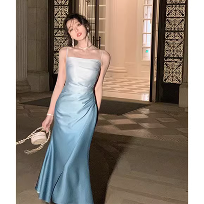 Thu đông 2018 phiên bản Hàn Quốc mới của váy mỏng một từ xếp li thời trang hoang dã in siêu váy nửa lửa chân váy dài đẹp