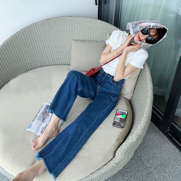 Vợ đi du lịch Yuan Yiyi với đoạn quần dài chân khí chất hoang dã eo cao khoét thẳng quần jeans nữ - Quần jean quần short rách